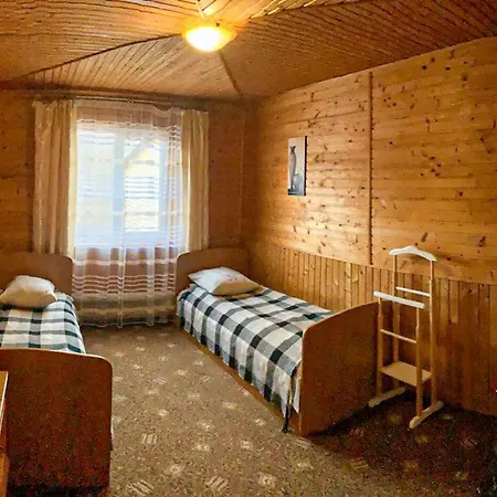 Lodge під лісом у гіда Yaremche